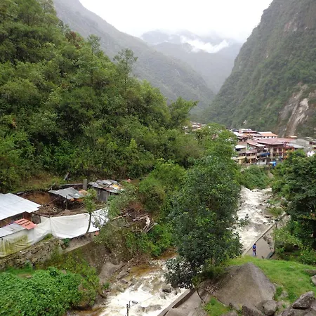 Hotel Taypikala Machupicchu-3